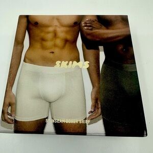 NWB  Men's Boxers 5 Inseam Skims 3 colors. Large and x large